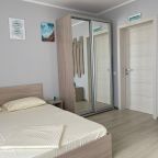 Трёхместный и более (Стандарт), Отель Meduza club