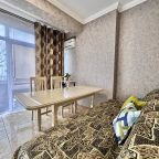 Трёхместный и более (Евро решка 82/2), Апартаменты ЖК Дельфин