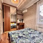 Трёхместный и более (Евро решка 82/2), Апартаменты ЖК Дельфин