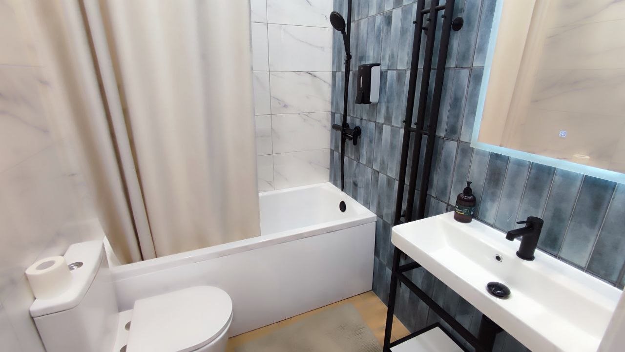 Апартаменты (Четырехместный комфорт с балконом во двор), Апартаменты Седьмое небо