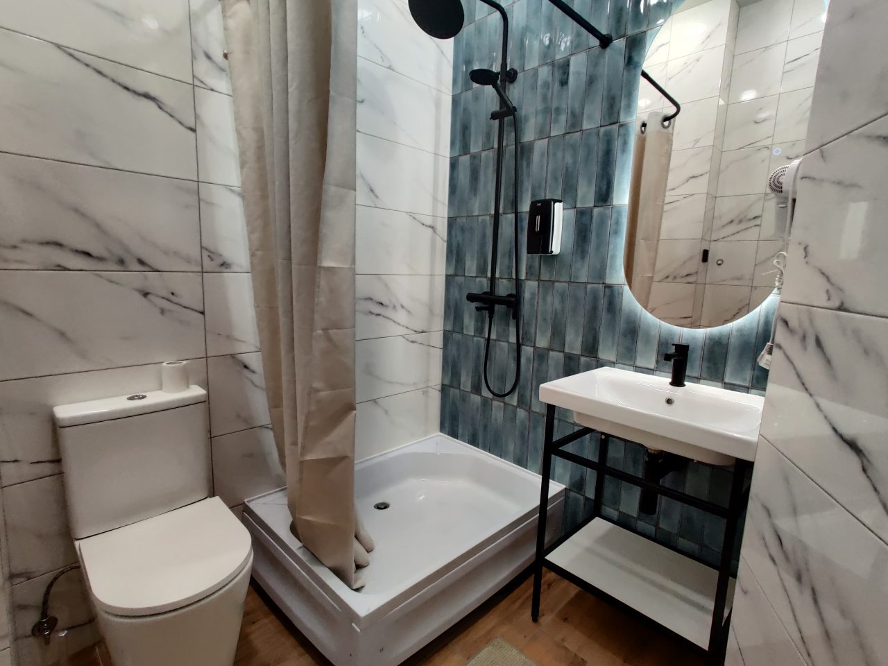 Пятиместный (Пятиместный стандарт с ванной комнатой), Апартаменты Седьмое небо