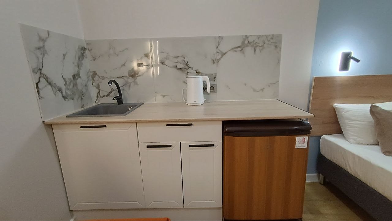 Апартаменты (Четырехместный комфорт с балконом на улицу), Апартаменты Седьмое небо