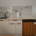 Апартаменты (Четырехместный комфорт с балконом на улицу), Апартаменты Седьмое небо