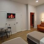 Апартаменты (Четырехместный комфорт с балконом на улицу), Апартаменты Седьмое небо