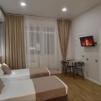 Апартаменты (Четырехместный комфорт с балконом на улицу), Апартаменты Седьмое небо