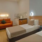 Апартаменты (Четырехместный комфорт с балконом на улицу), Апартаменты Седьмое небо