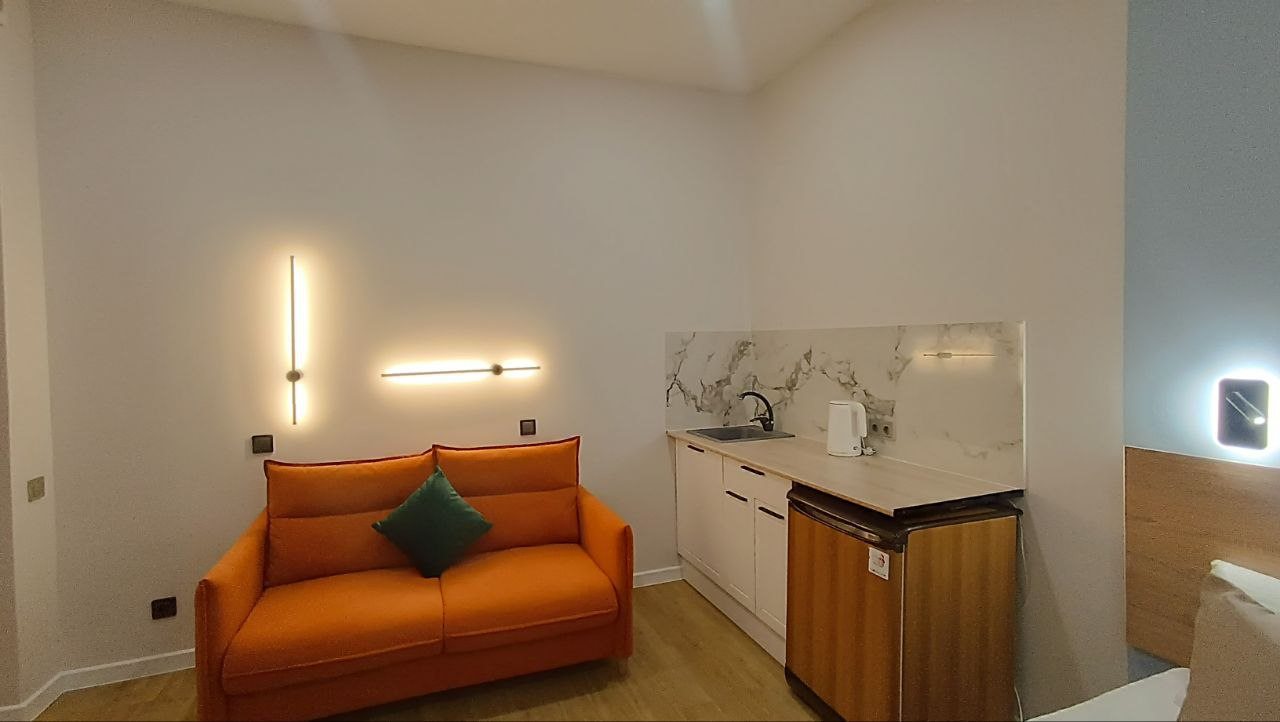 Апартаменты (Четырехместный комфорт с балконом на улицу), Апартаменты Седьмое небо