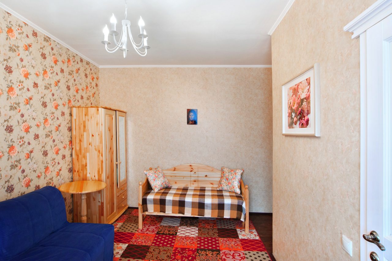 Полулюкс, Дом для гостей Оптины