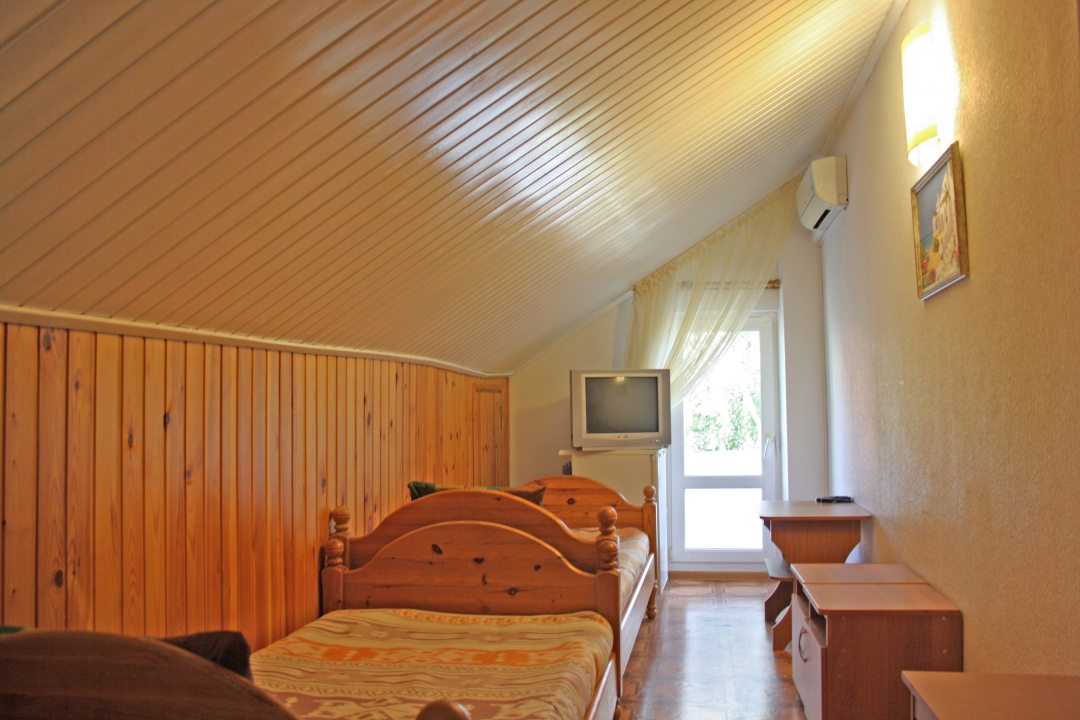 Двухместный (Двухместный номер эконом-класса с 2 односпальными кроватями) гостевого дома Катта, Анапа