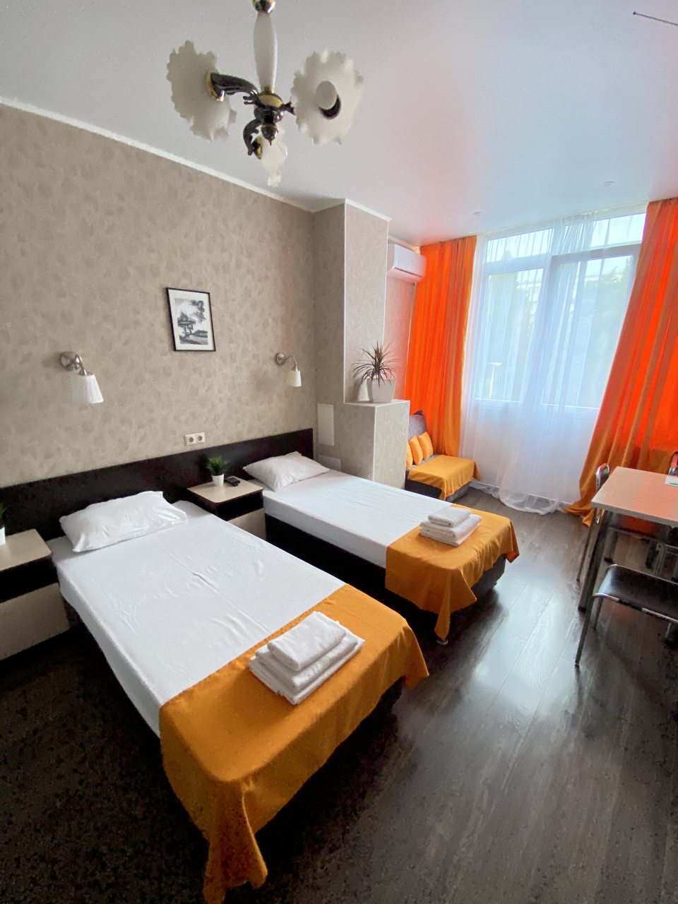 Трехместный (Номер с кухонной зоной), Мини-отель Joy Apartments