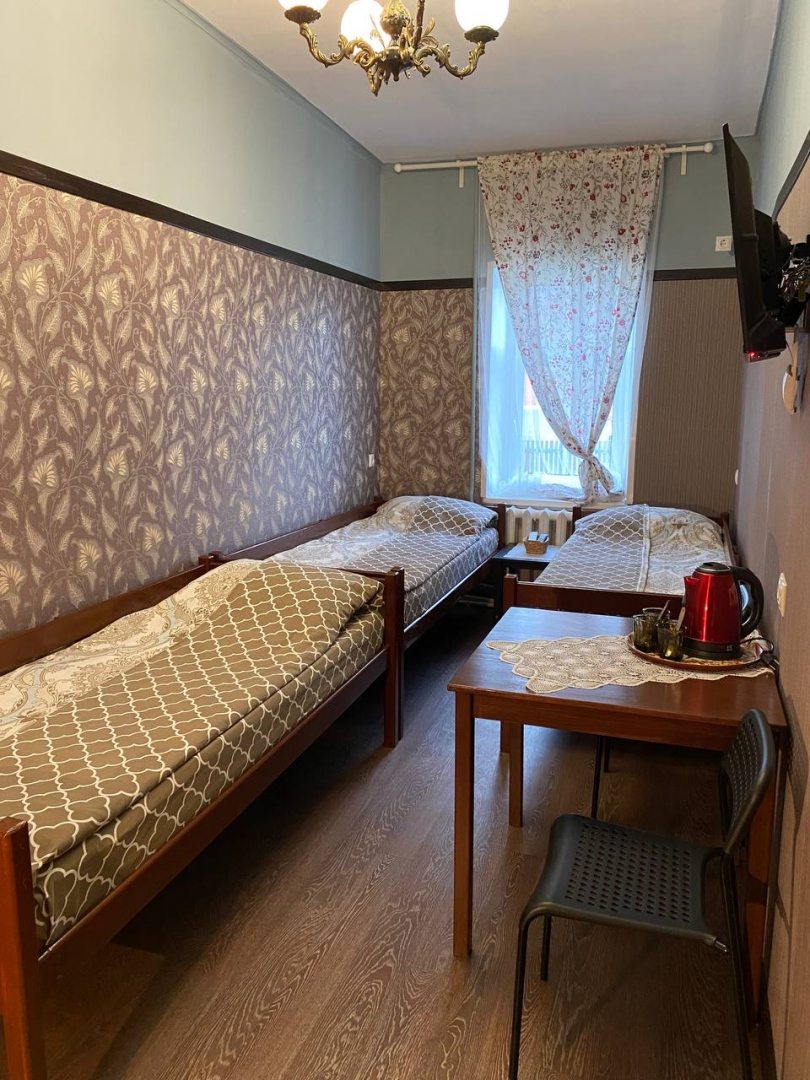 Трехместный (Трехместный номер с 3 односпальными кроватями) гостевого дома Зелёная вилла, Можайск