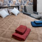 Двухместный (Dbl/1 - номер с одной большой кроватью +кресло), Мини-отель Latti Hotel