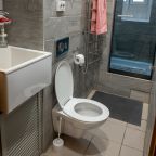 Двухместный (Dbl/1 - номер с одной большой кроватью +кресло), Мини-отель Latti Hotel