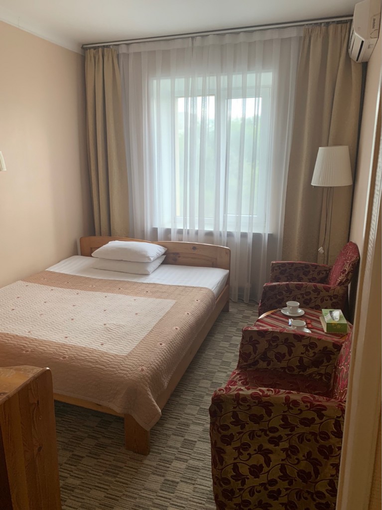 Одноместный (Улучшенный (кровать king-size)) гостиницы Островок, Владивосток