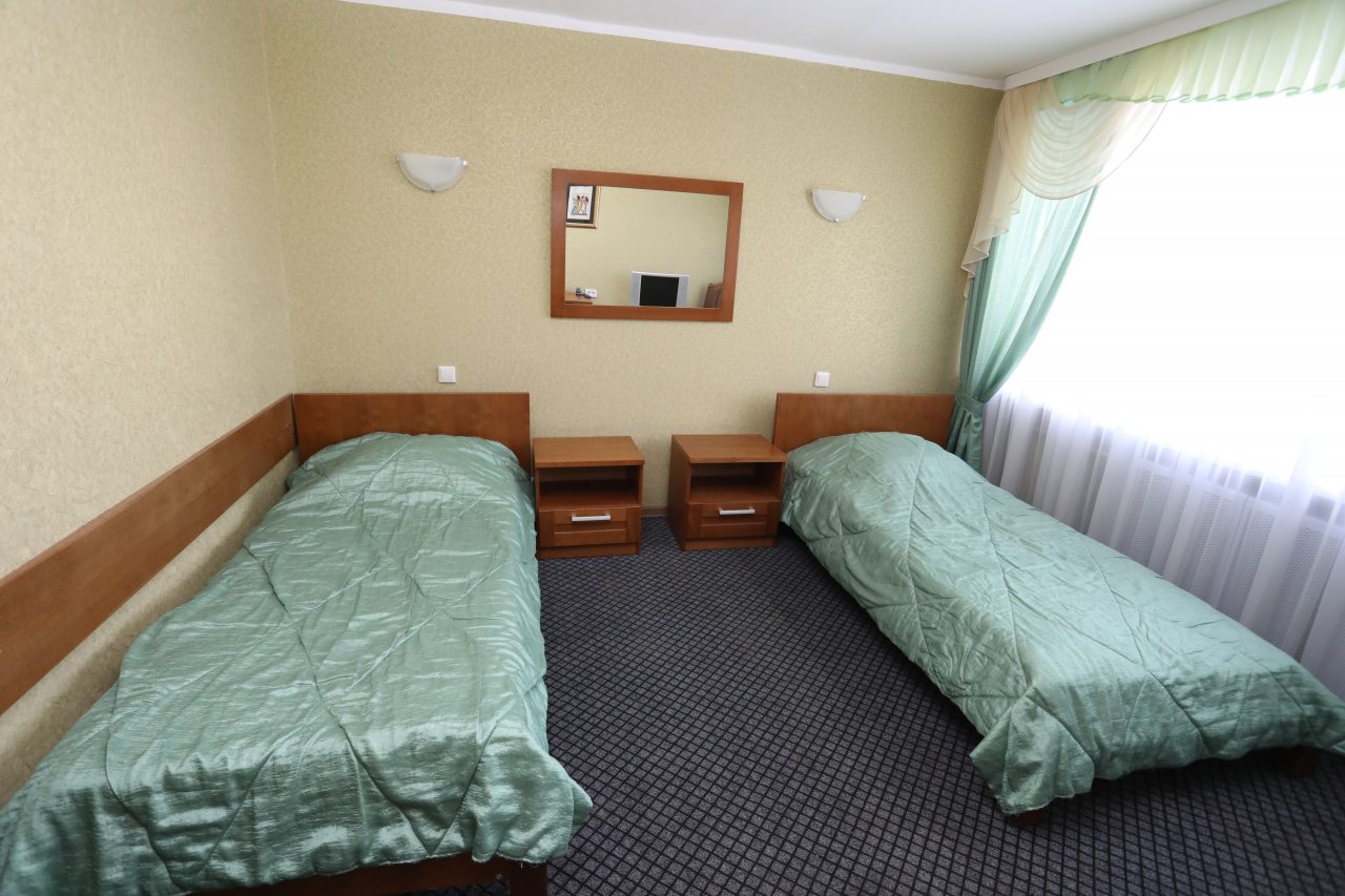 Двухместный (Первая категория однокомнатный двухместный (twin room)) гостиницы Юбилейная, Бобруйск