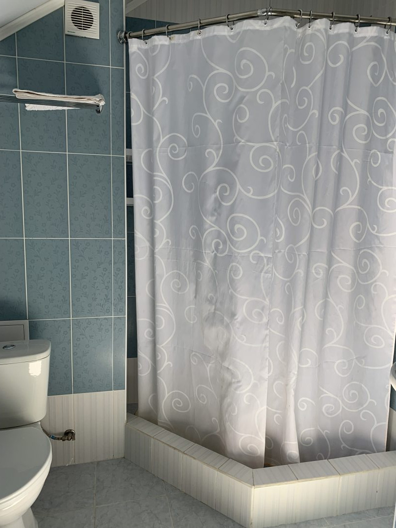 Трёхместный и более (трехместный комфорт), Гостевой дом RICH