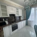 Апартаменты (Возле аэропорта), Апартаменты Возле аэропорта