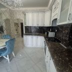 Апартаменты (Возле аэропорта), Апартаменты Возле аэропорта