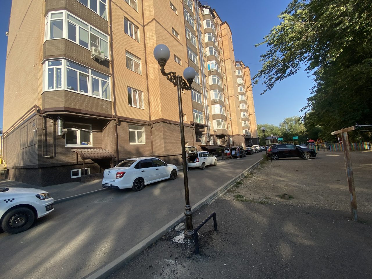 Парковка, Апартаменты Минеральные Воды на Чкалова