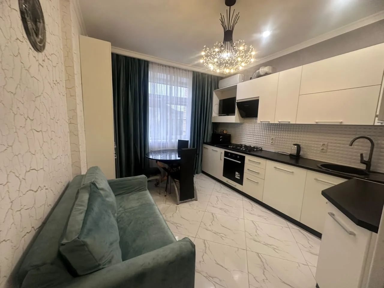 Апартаменты (На Чкалова 37 кв. 71), Апартаменты Минеральные Воды на Чкалова