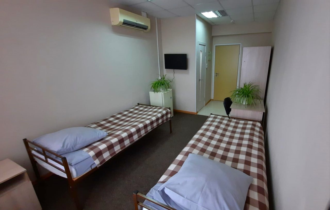 Двухместный (Комфорт + (с телевизором)), Хостел 4 Комнаты