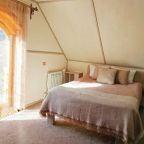 Дом (Гостевой Орешек), Гостевой дом Орешек