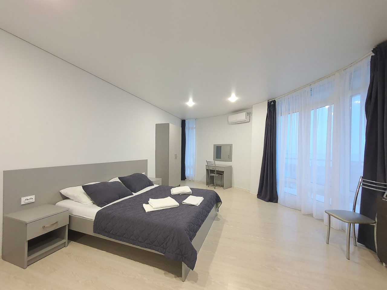 Апартаменты (Студио), Апартаменты All Seasons Family Hotel