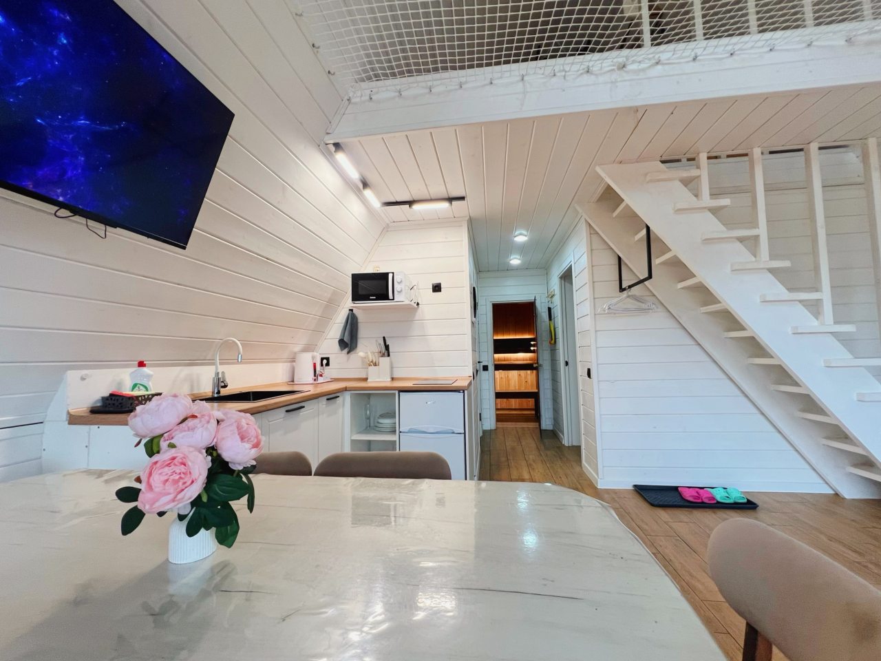 Дом (A-Frame Пучки), Гостевой дом Aqua