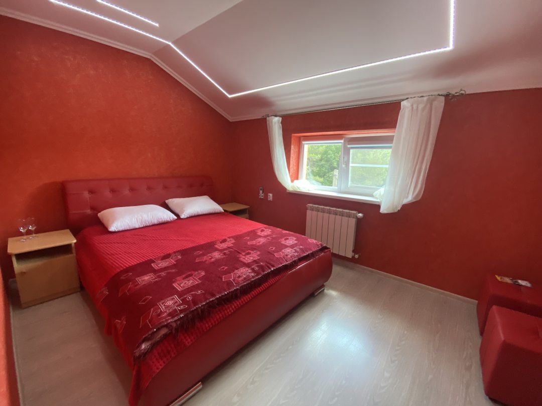 Двухместный (Красная комната) гостевого дома InGelendzhik, Геленджик