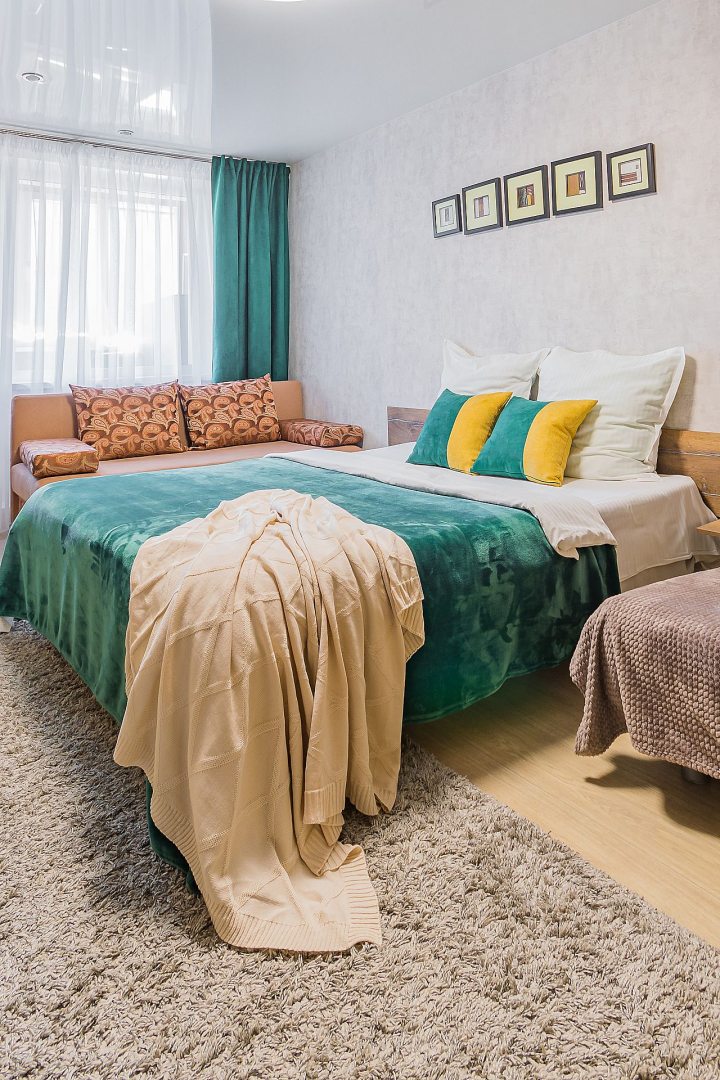 Квартира (ЗИМИНА, ДОМ 26-52) апартамента Стрелка-гостевые квартиры, Нижний Новгород