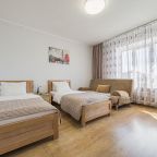 Большая квартира с двумя спальнями у озера