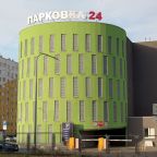 Квартира (Студия без балкона с кондиционером, ул.Бурнаковская, д.83 кв.100), Апартаменты Стрелка-гостевые квартиры