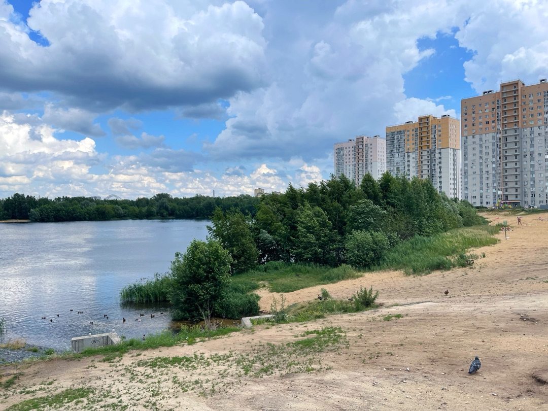 Квартира (Студия без балкона с кондиционером, ул.Бурнаковская, д.83 кв.100), Апартаменты Стрелка-гостевые квартиры