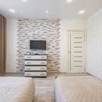 Квартира (Двухкомнатная, ул.Бурнаковская, д.51 кв.75), Апартаменты Стрелка-гостевые квартиры