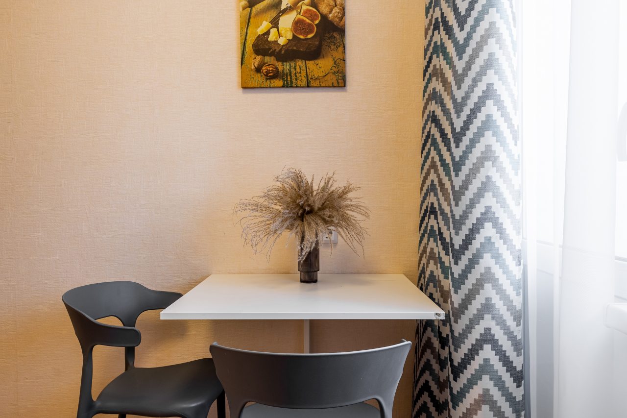 Квартира (Однокомнатная, ул.Бурнаковская, д.71), Апартаменты Стрелка-гостевые квартиры