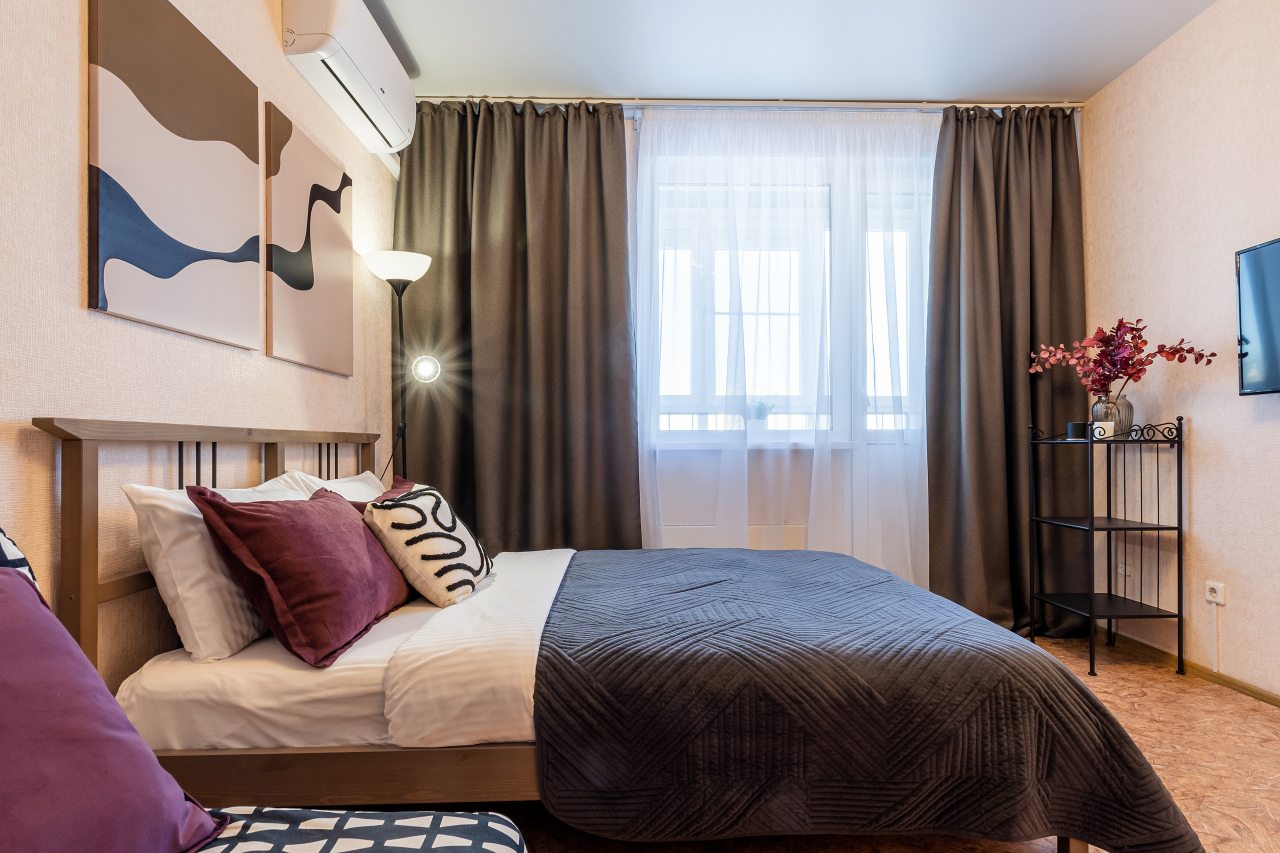 Студия с видом на озеро