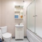 Уютная и светлая квартира у озера с лоджией