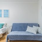 Светлая квартира у метро Стрелка