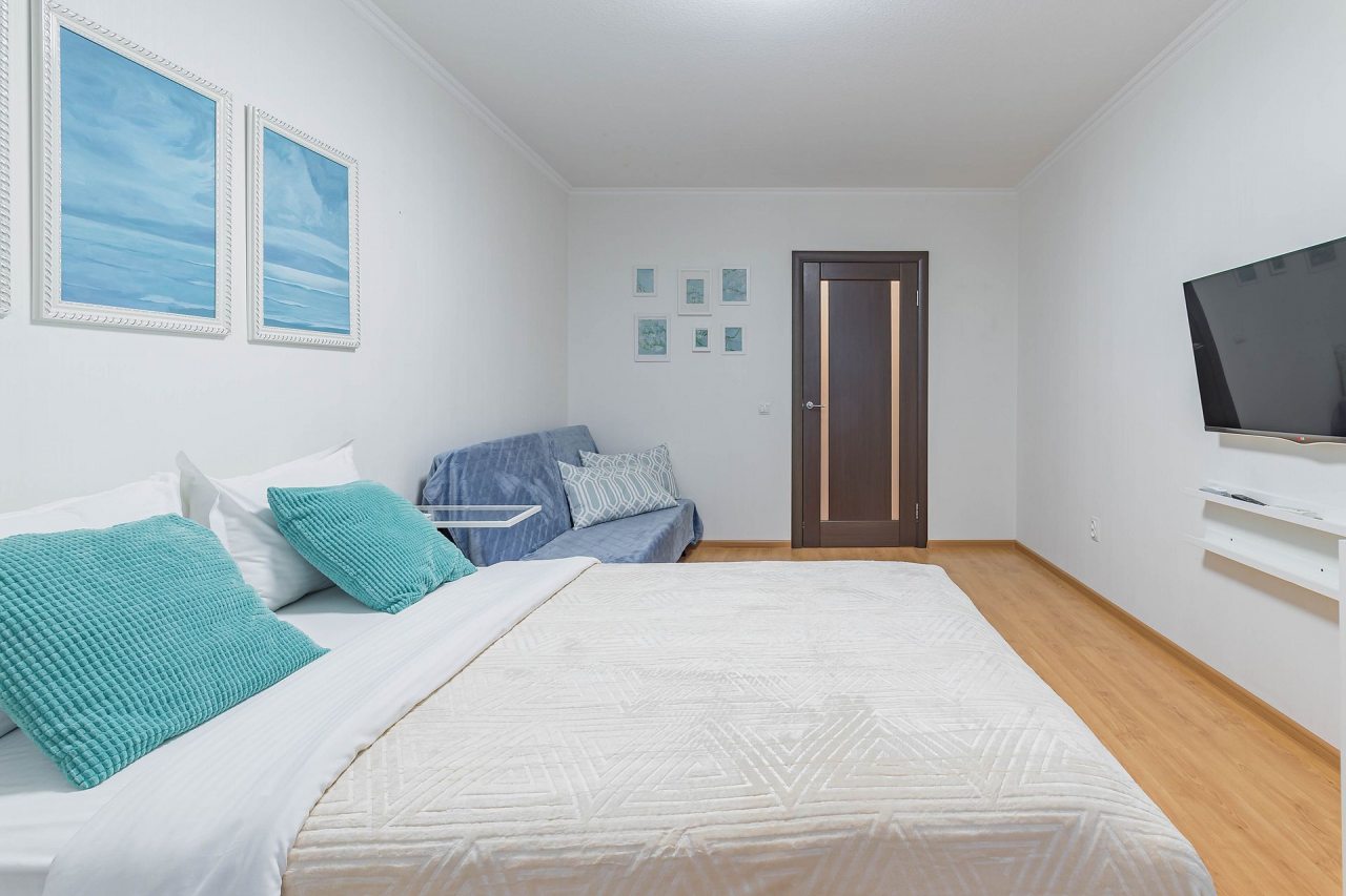 Светлая квартира у метро Стрелка