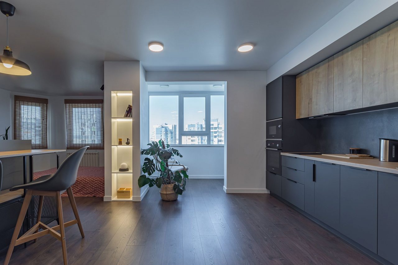 Просторная стильная квартира с панорамным видом на Волгу