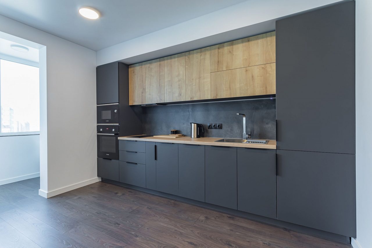 Просторная стильная квартира с панорамным видом на Волгу