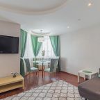 Просторная квартира с красивым видом рядом с метро «Стрелка»