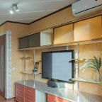 Яркая квартира с красивым видом рядом с метро «Стрелка»