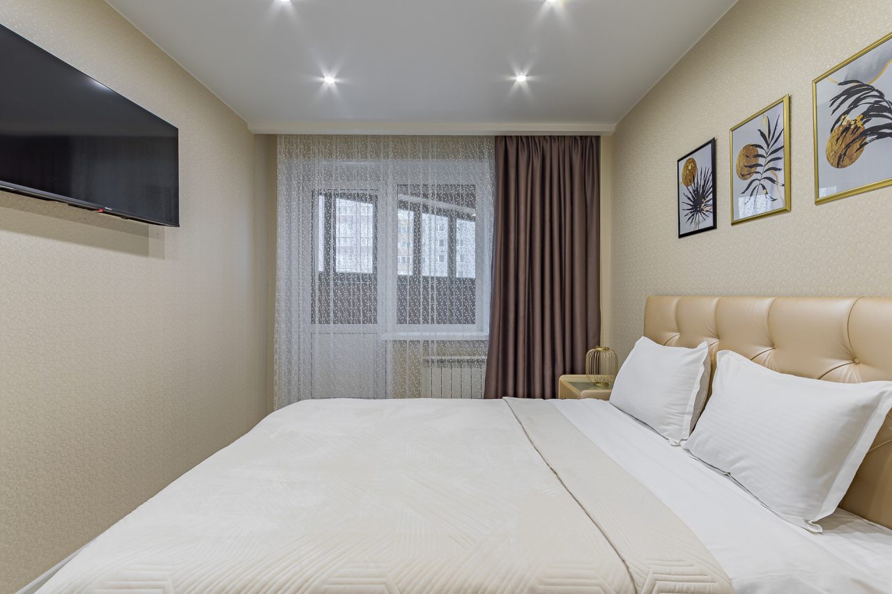 Просторная квартира рядом с метро «Стрелка»