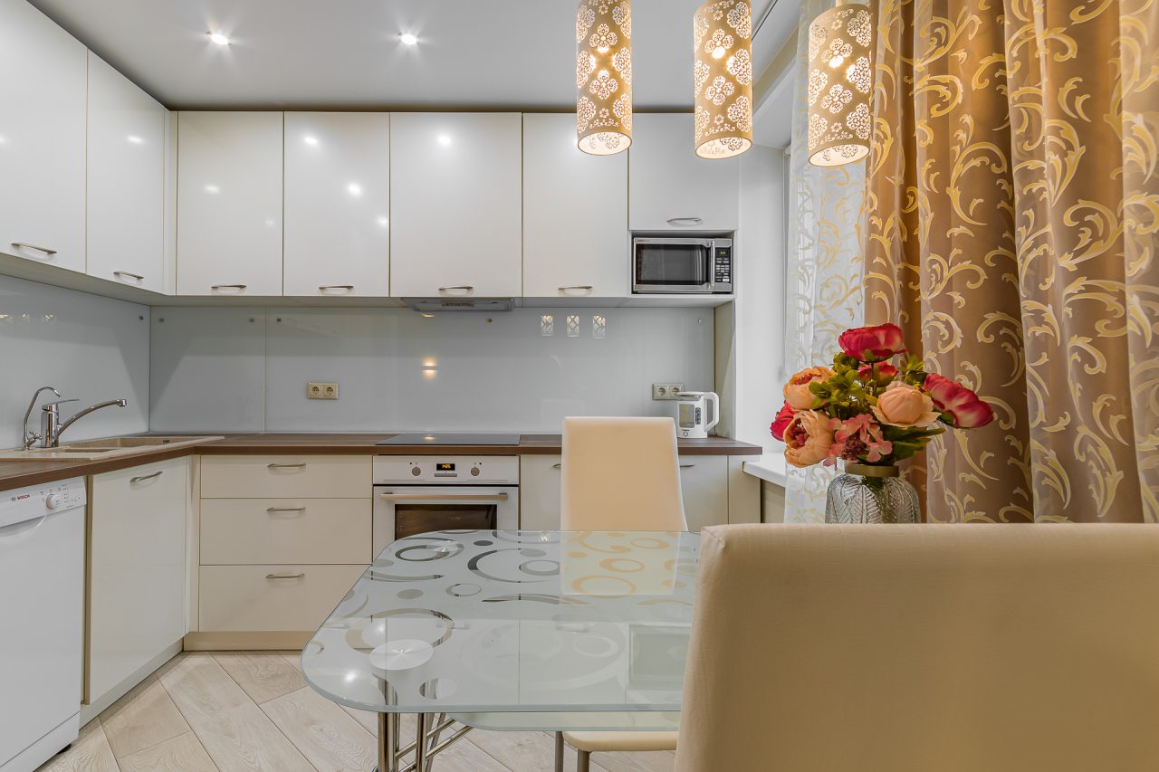 Просторная квартира рядом с метро «Стрелка»