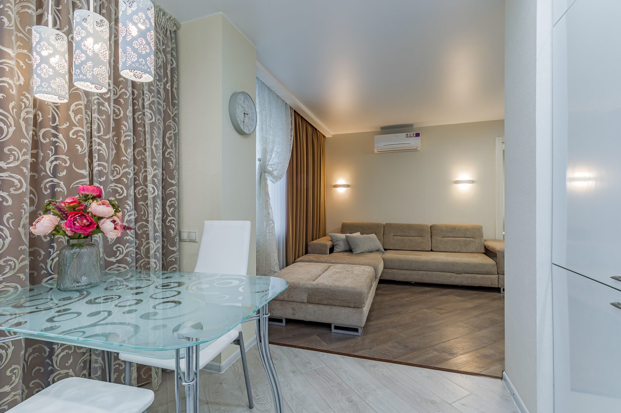 Просторная квартира рядом с метро «Стрелка»