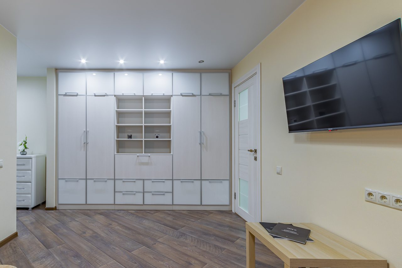 Просторная квартира рядом с метро «Стрелка»