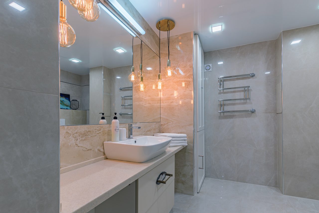 Просторная квартира рядом с метро «Стрелка»