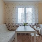 Уютная светлая квартира с лоджией и 2 спальнями