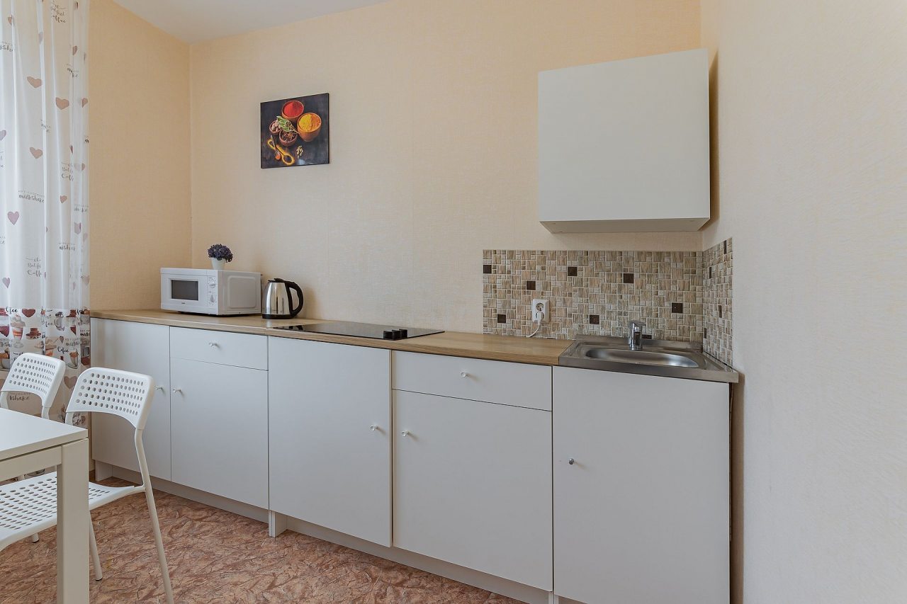 Уютная светлая квартира с лоджией и 2 спальнями